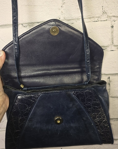 SHARIF Black And Navy Embossed Leather Crocodile Pattern Crossbody EUC - Picture 3 of 7